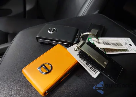 2023 Volvo Xc60 Plus Dark Theme z USA, uszkodzony, nr VIN YV4L12RW7P1288940